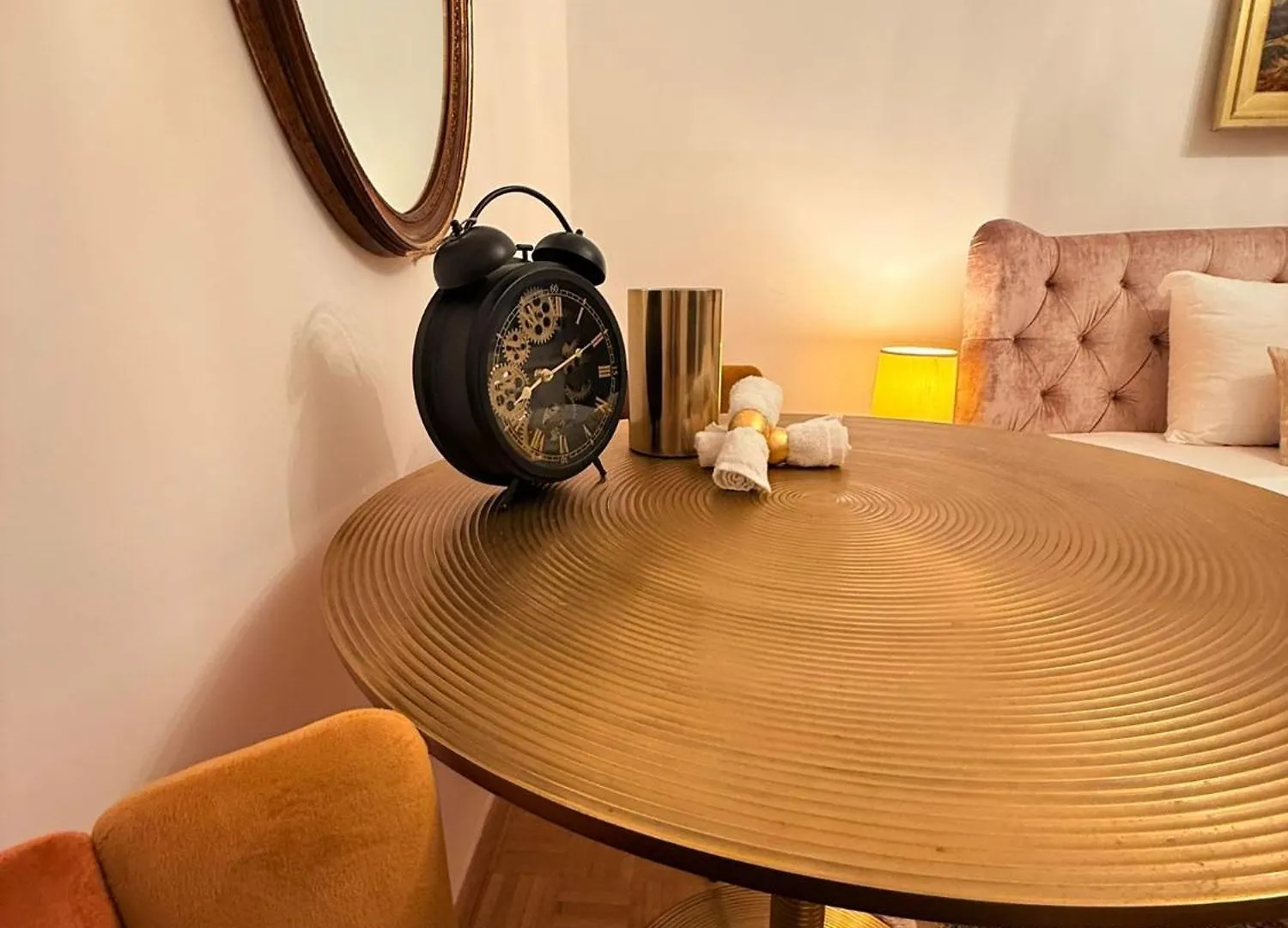 Apartment Sunsets And Sunrise Luxury Suites By Milochev Vienna